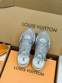 Picture of Louis Vuitton Shoes _SKULVsz35-40GDT040112685